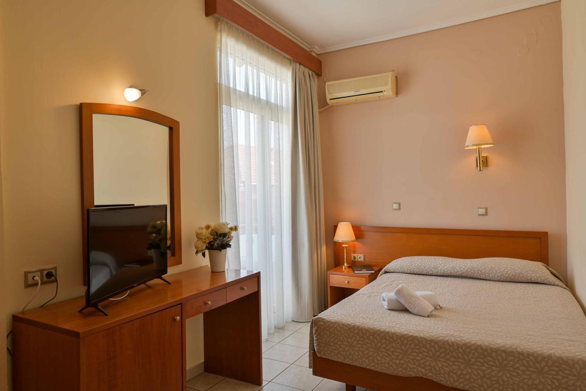 Neda Hotel Ancient Olympia Номер фото