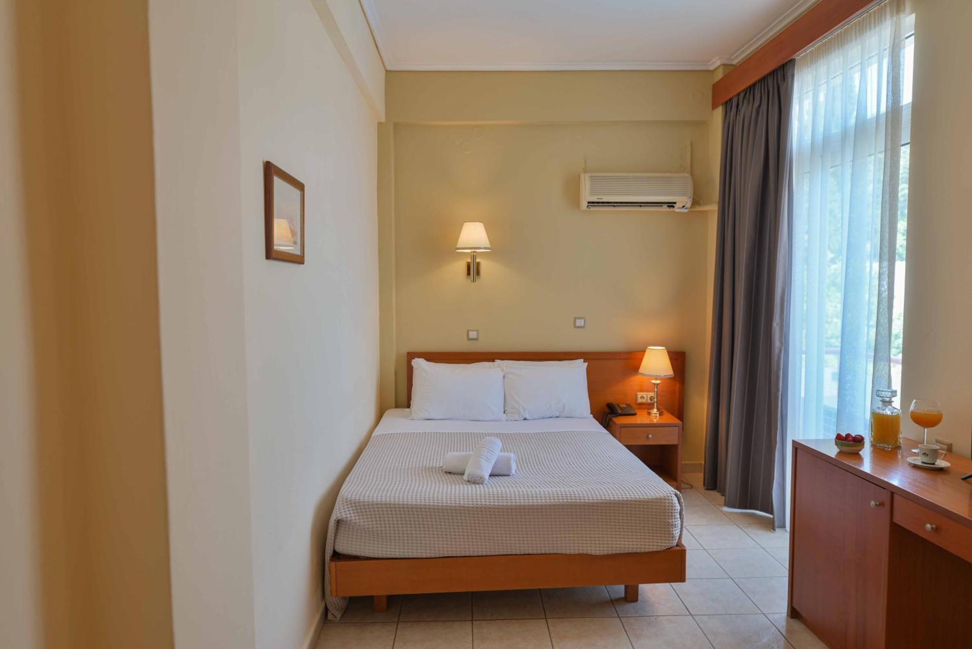 Neda Hotel Ancient Olympia Екстер'єр фото